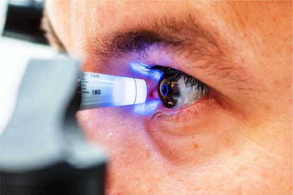 Especialista em Glaucoma